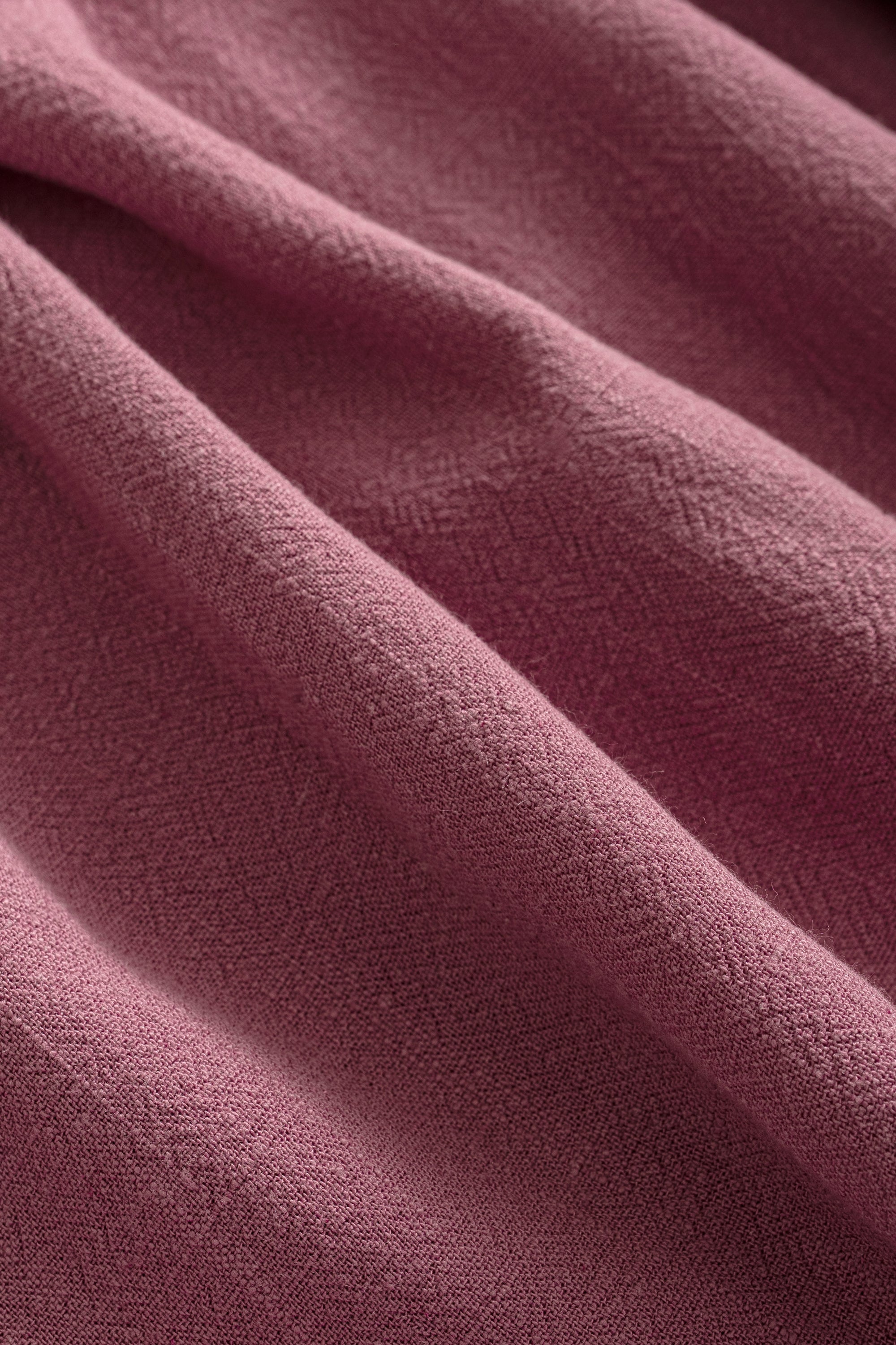 Errötendes, staubiges rosa Kleid || Viskose & Leinen